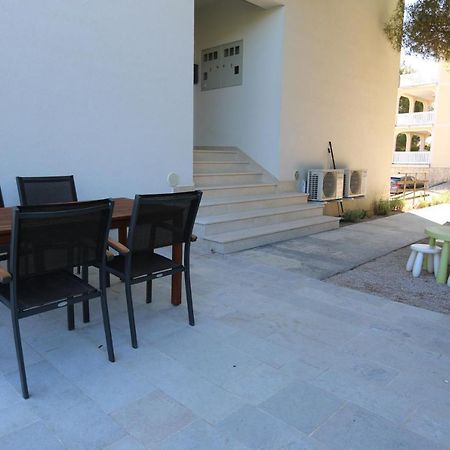 Apartments Roberta Šilo Extérieur photo