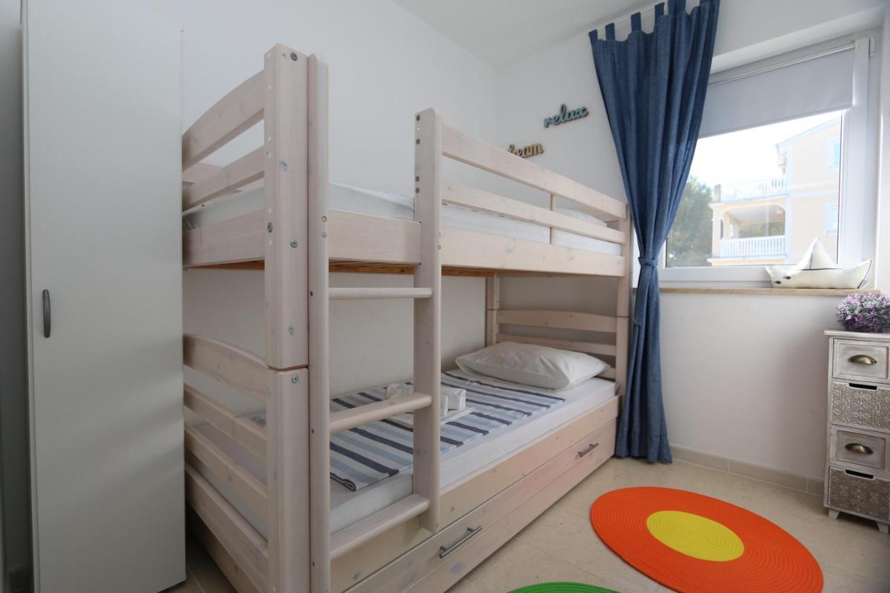Apartments Roberta Šilo Extérieur photo