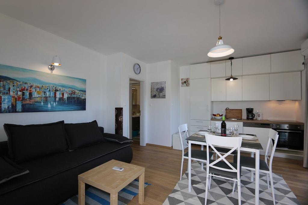 Apartments Roberta Šilo Extérieur photo