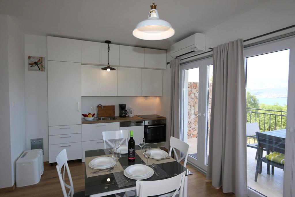 Apartments Roberta Šilo Extérieur photo