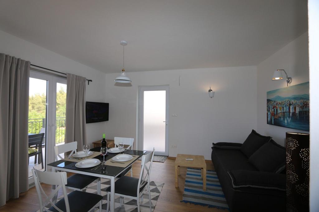 Apartments Roberta Šilo Extérieur photo