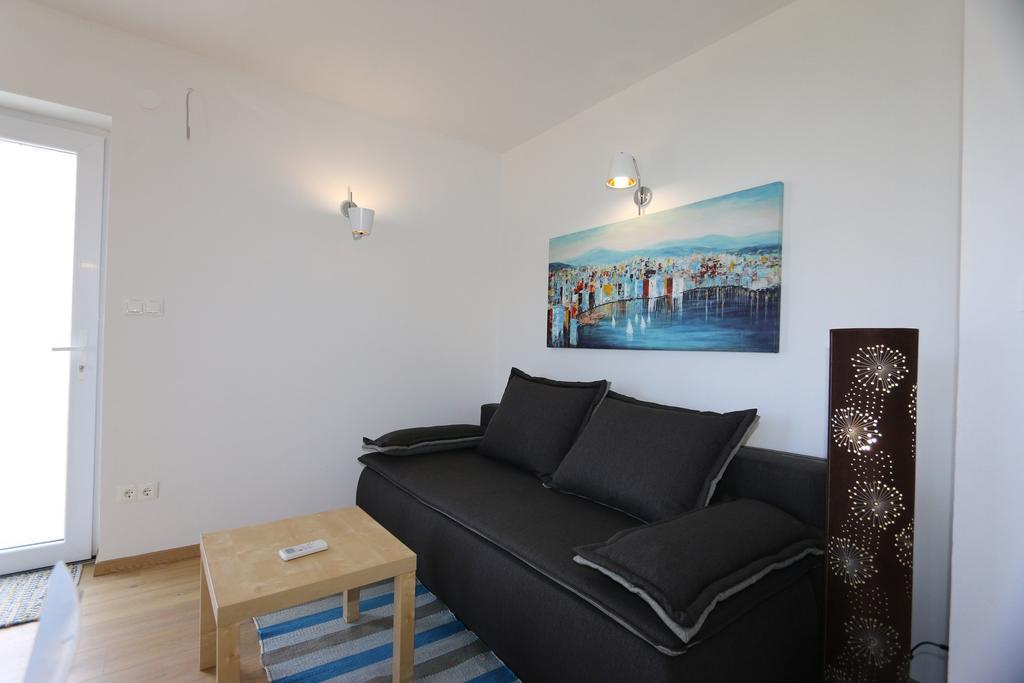 Apartments Roberta Šilo Extérieur photo